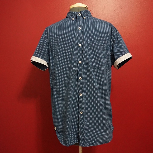 short sleeve button up with patterned sleeve cuffs - Picture 1 of 3